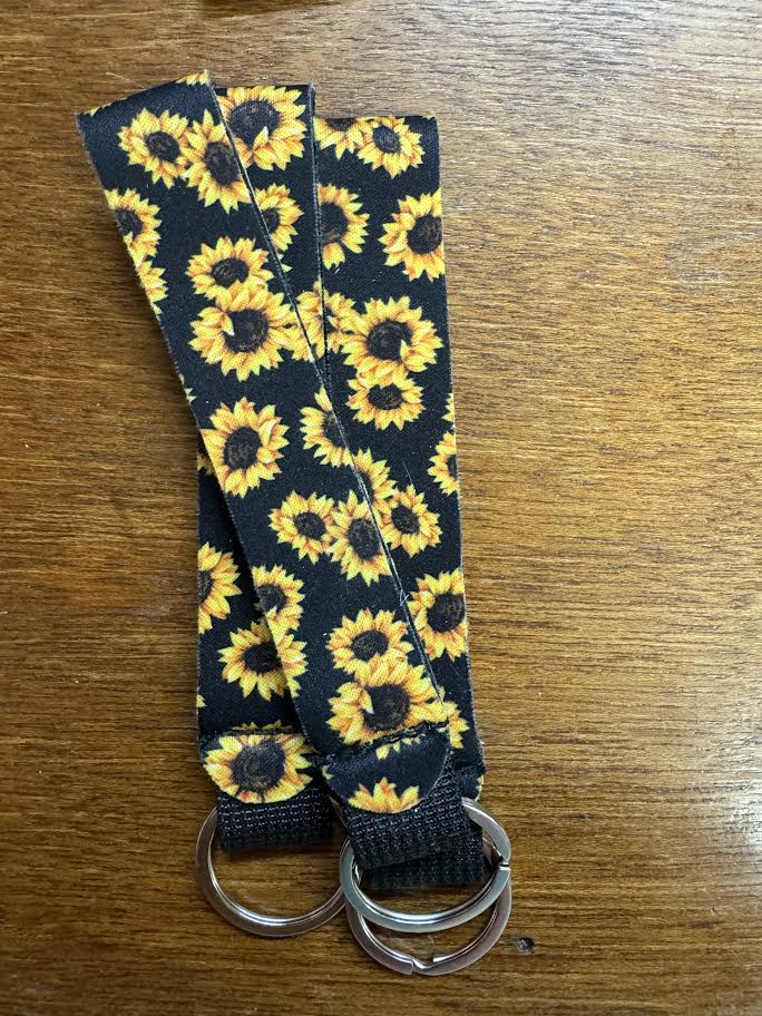 Patterned Key Chains. - tkh