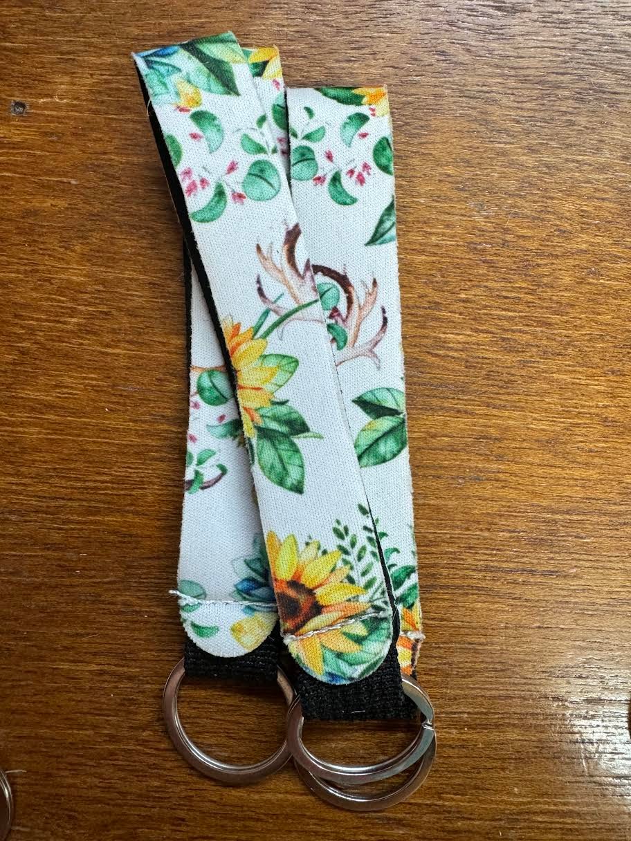 Patterned Key Chains. - tkh