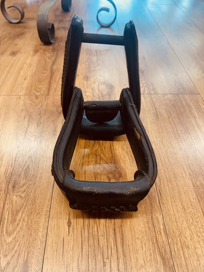 Dark Oil Leather Stirrup Used