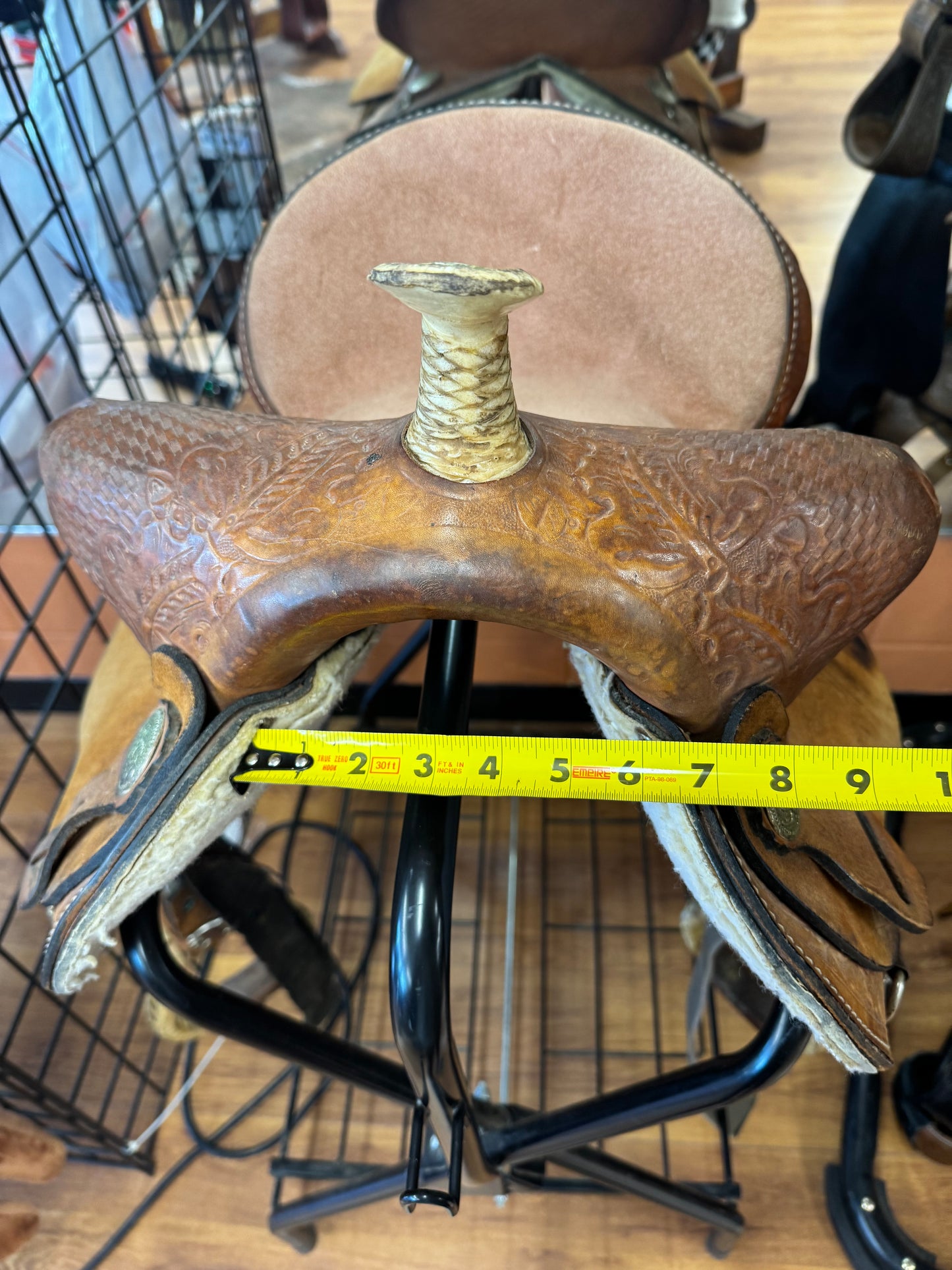 12" Saddle King Barrel Saddle