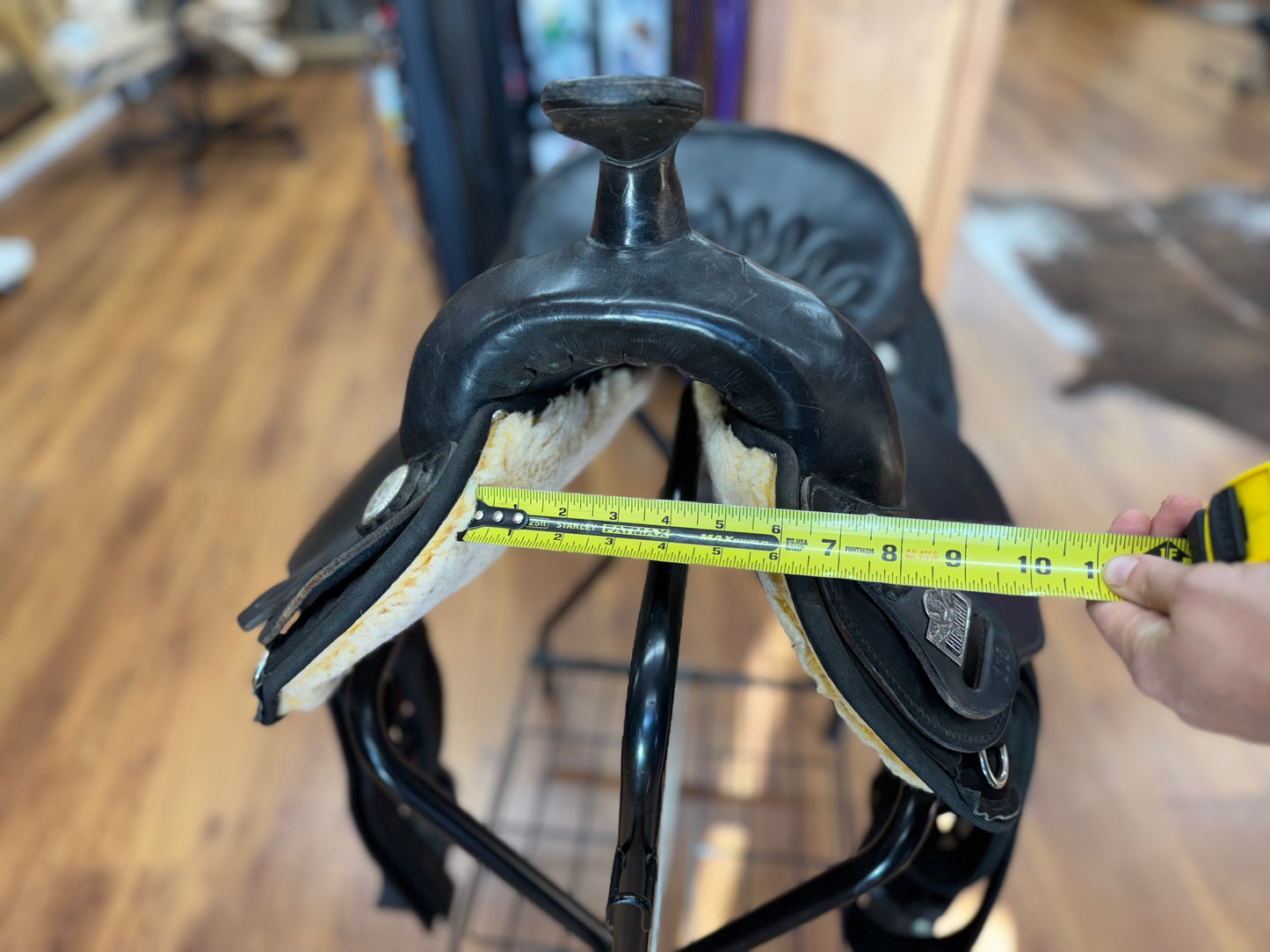 15” Big Horn Synthetic #003