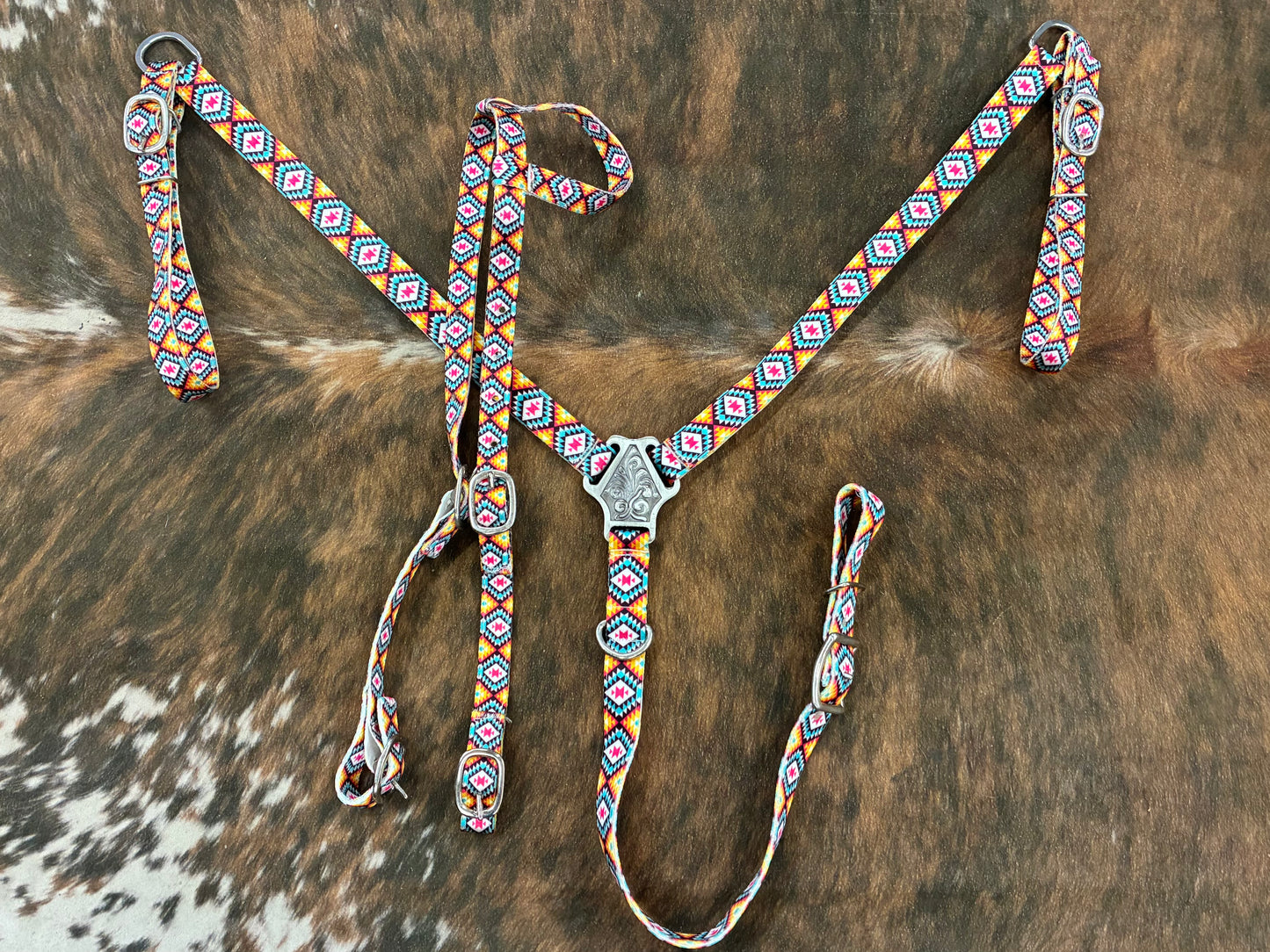 Nylon Aztec Tack set