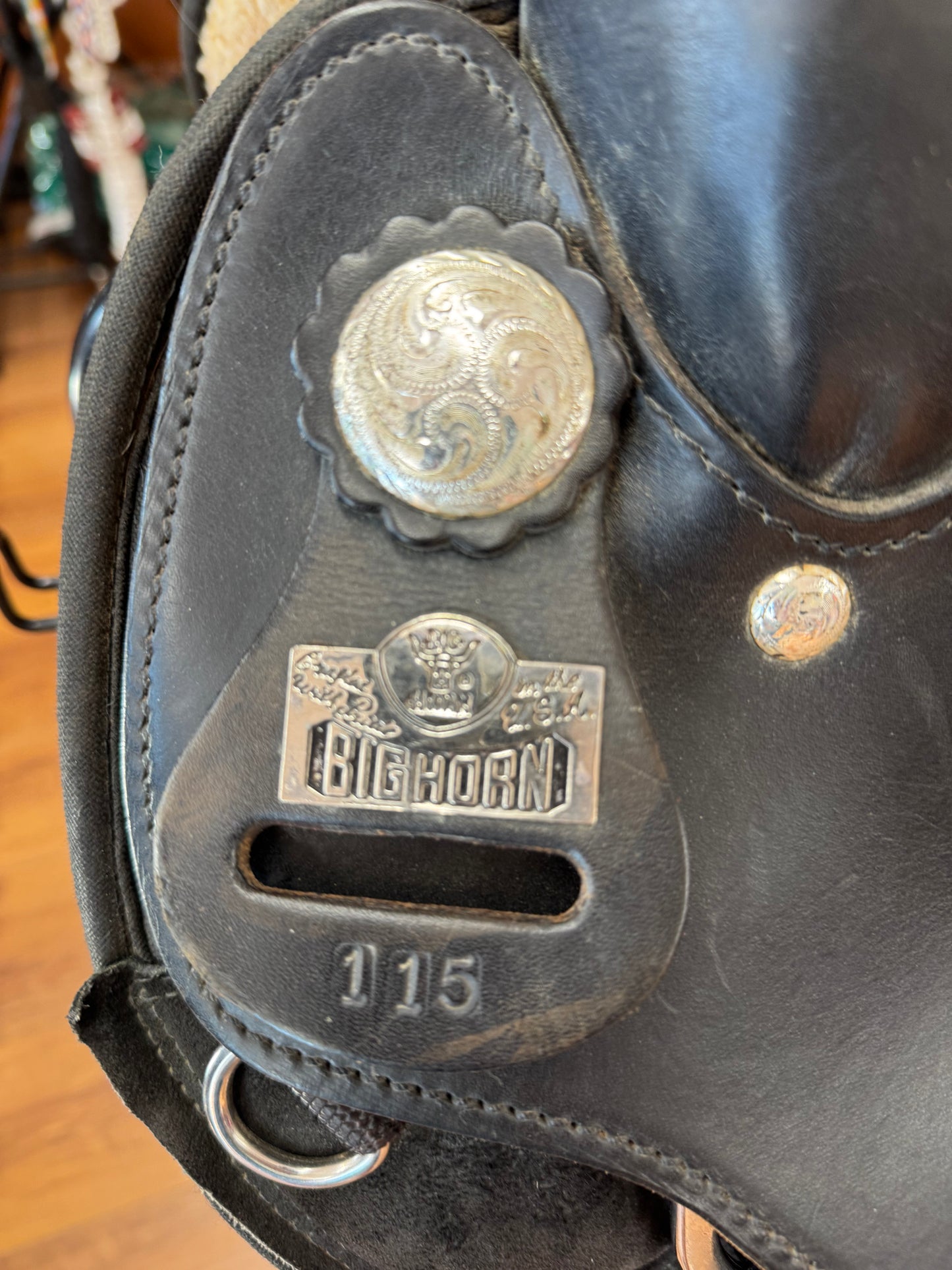 15” Big Horn Synthetic #003