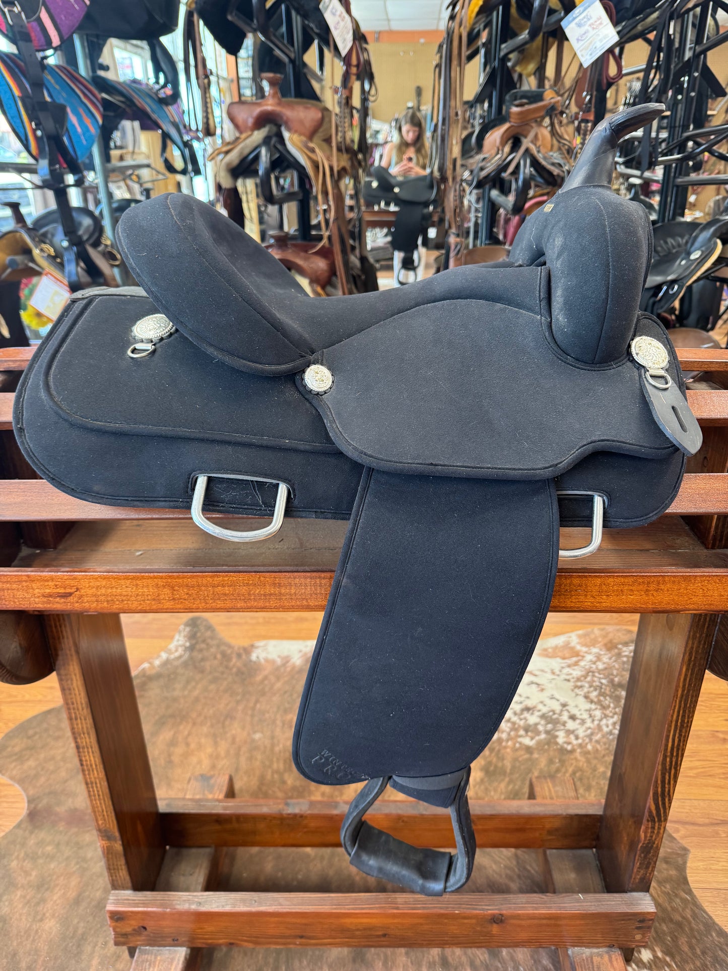 15” Wintec Western Synthetic #TM