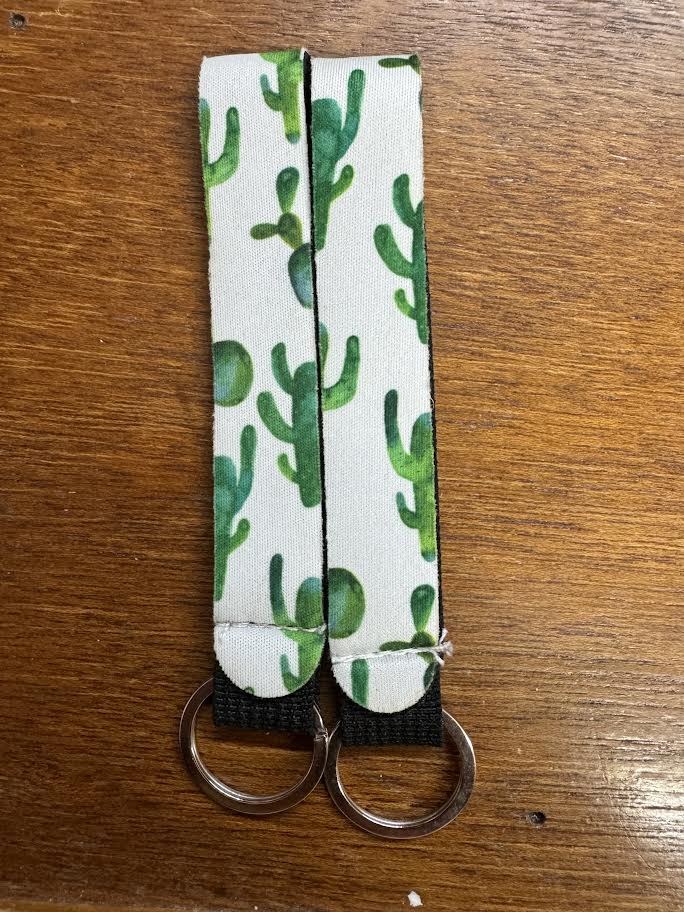 Patterned Key Chains. - tkh Buy 1, Get 1 Free