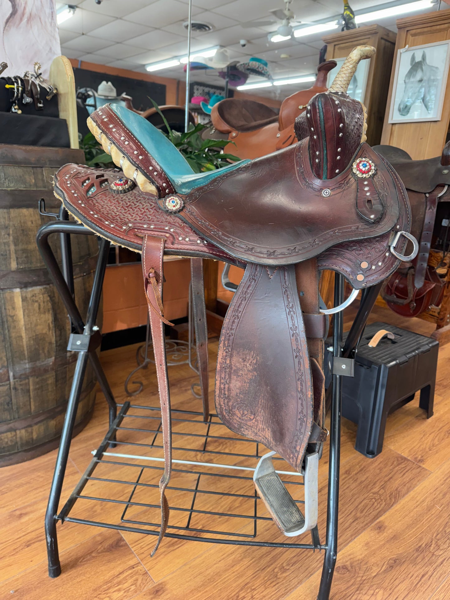14.5” Diamond Cross Barrel Saddle