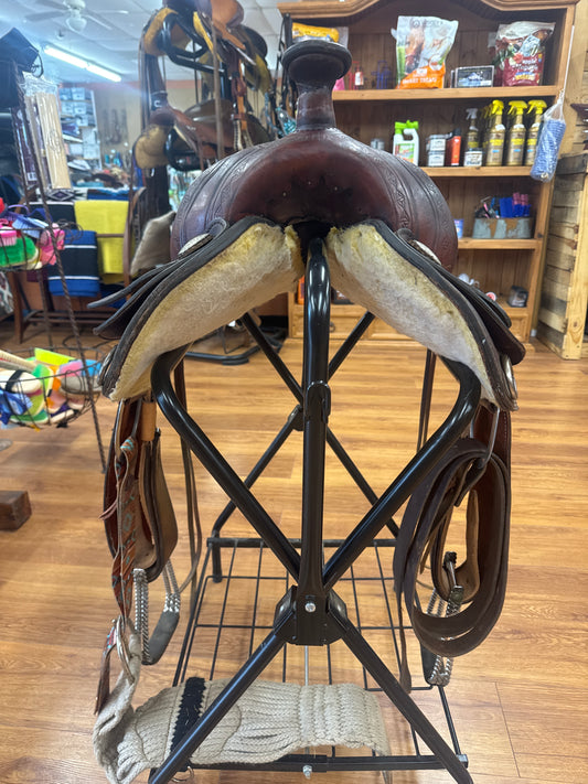 16” Hereford All Around Saddle