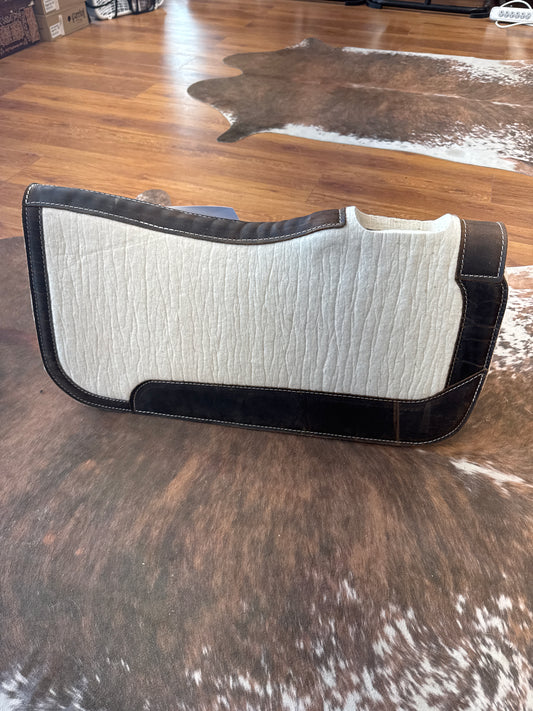 Klassy Cowgirl 28" x 30" 100% Mohair Pure Wool saddle pad