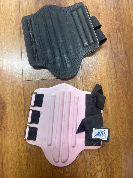 Used Davis Pink Splint Boots