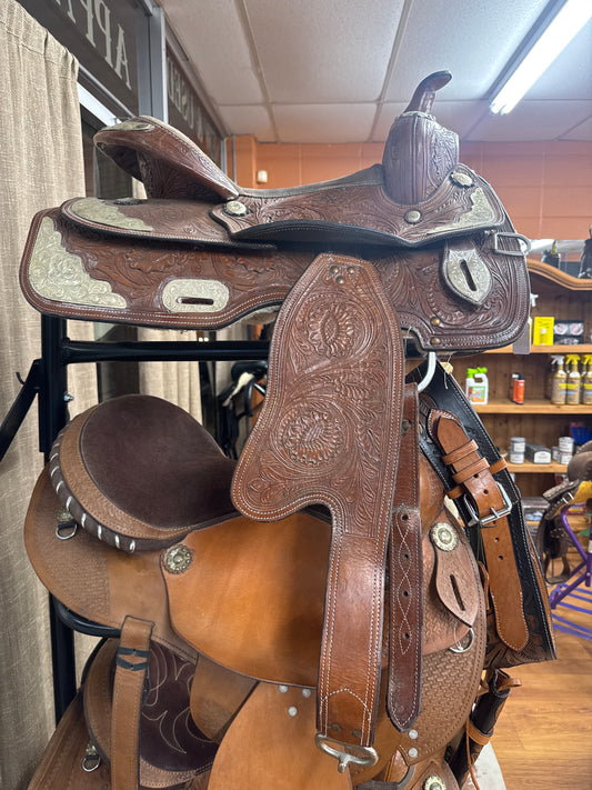 14” Show Saddle Used #MB