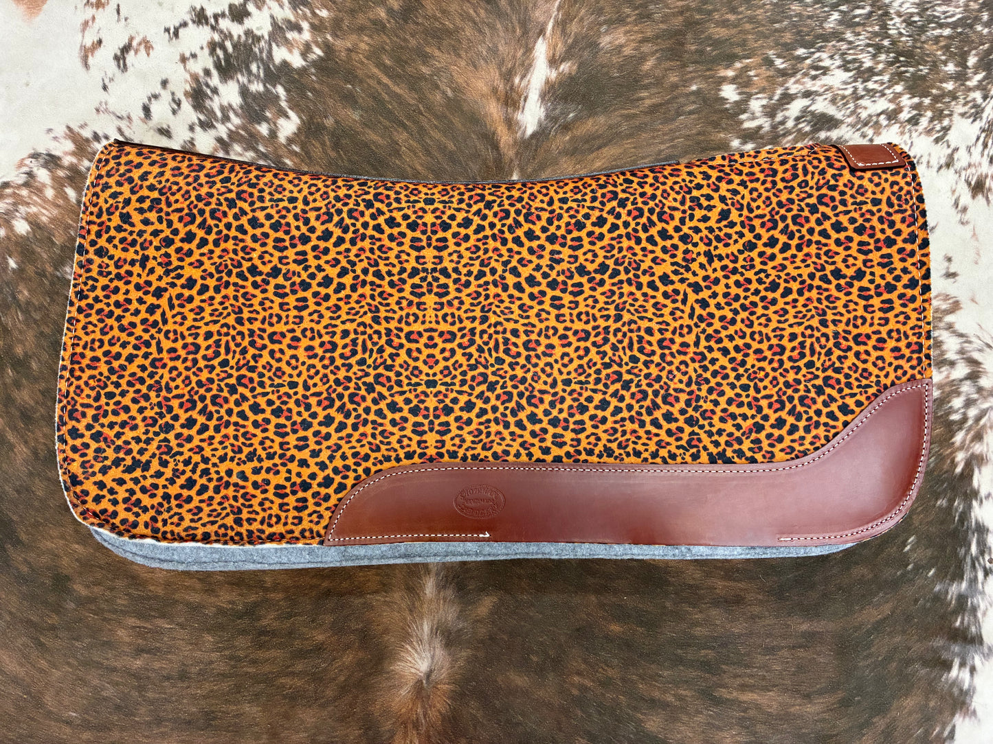 31" X 32" Cheetah Print Solid Felt Saddle Pad
