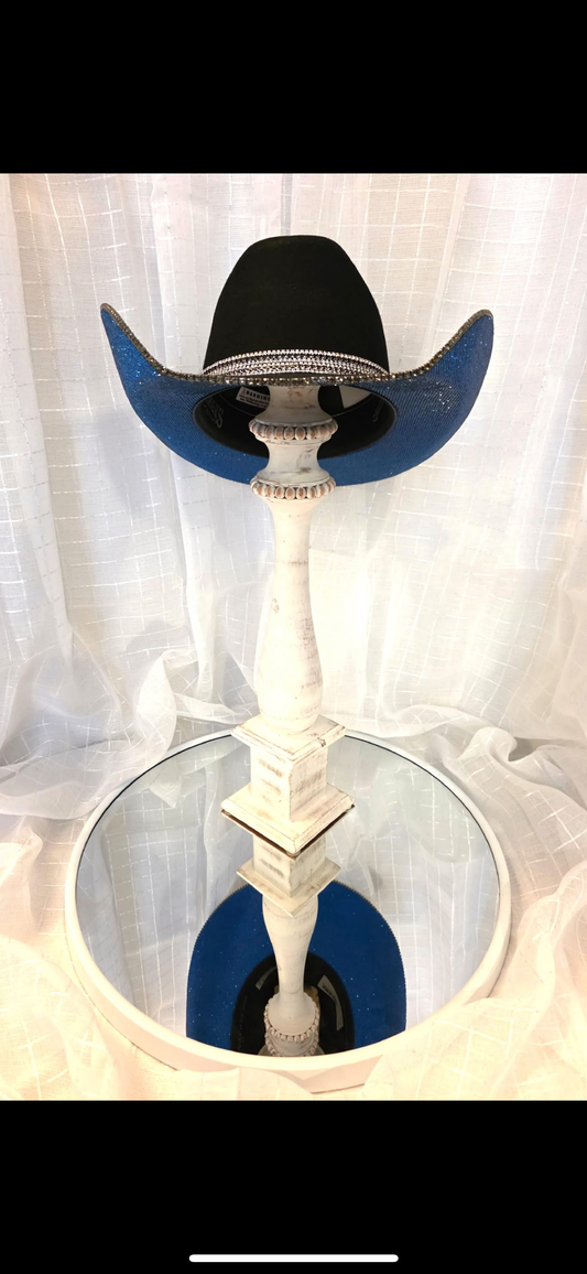 Feelin Royal Blue with Silver Size 7 1/4