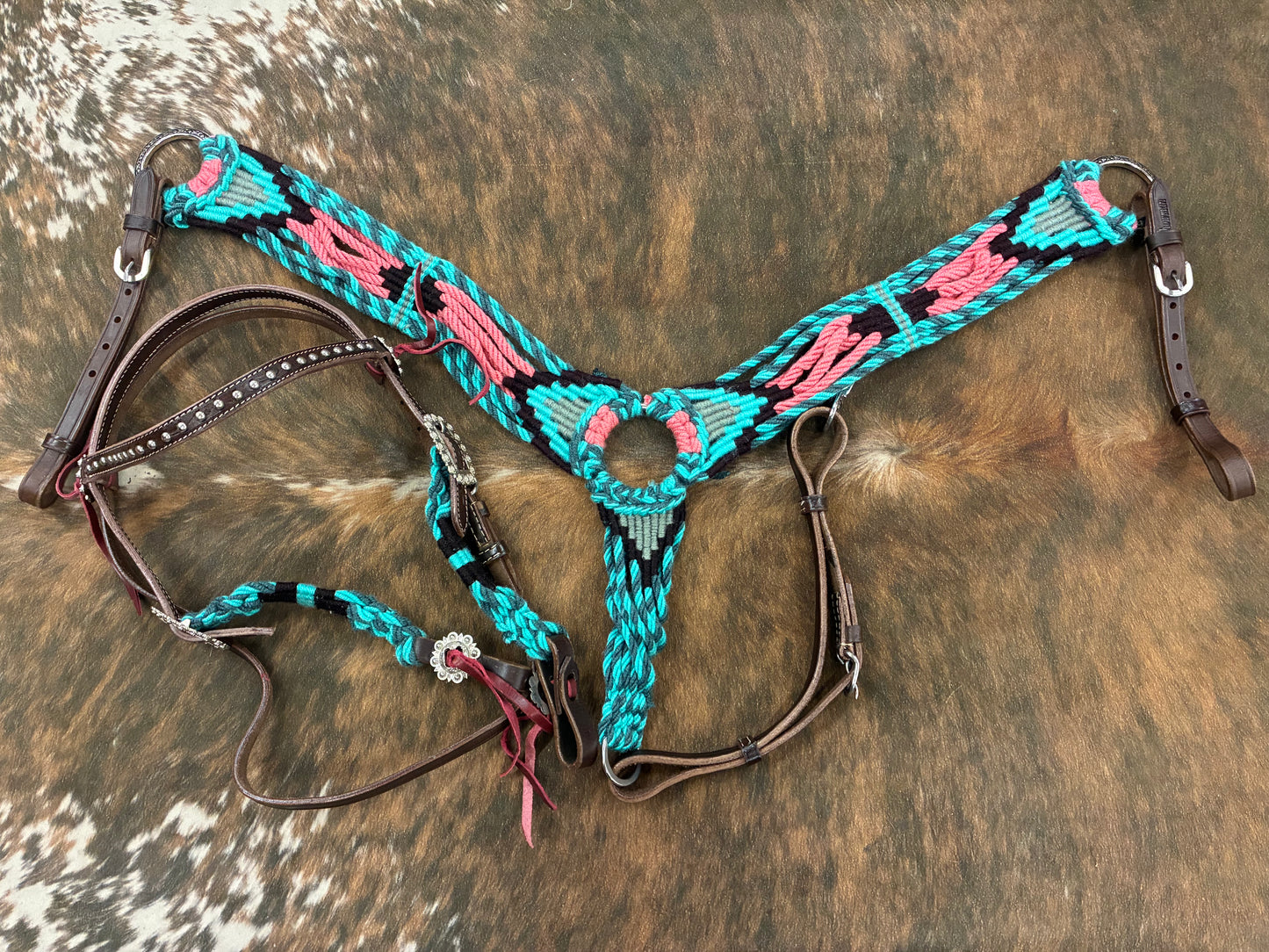 Sangria Mohair Tack Set