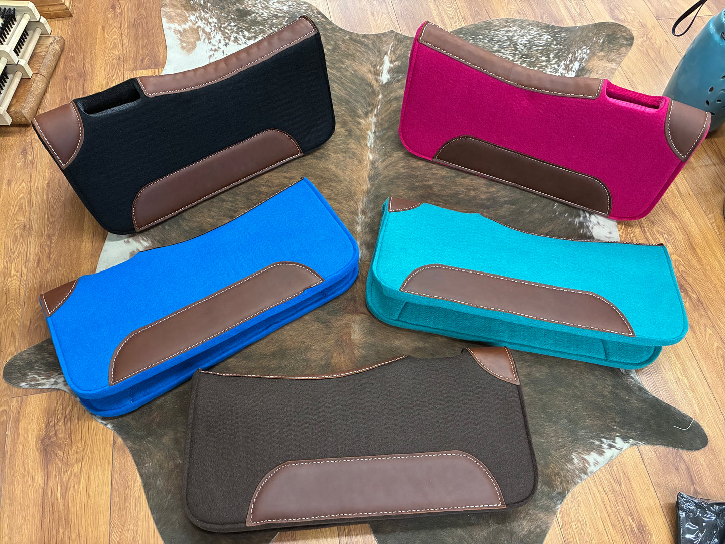 Pony 24" x 24" Contoured Felt Saddle Pad