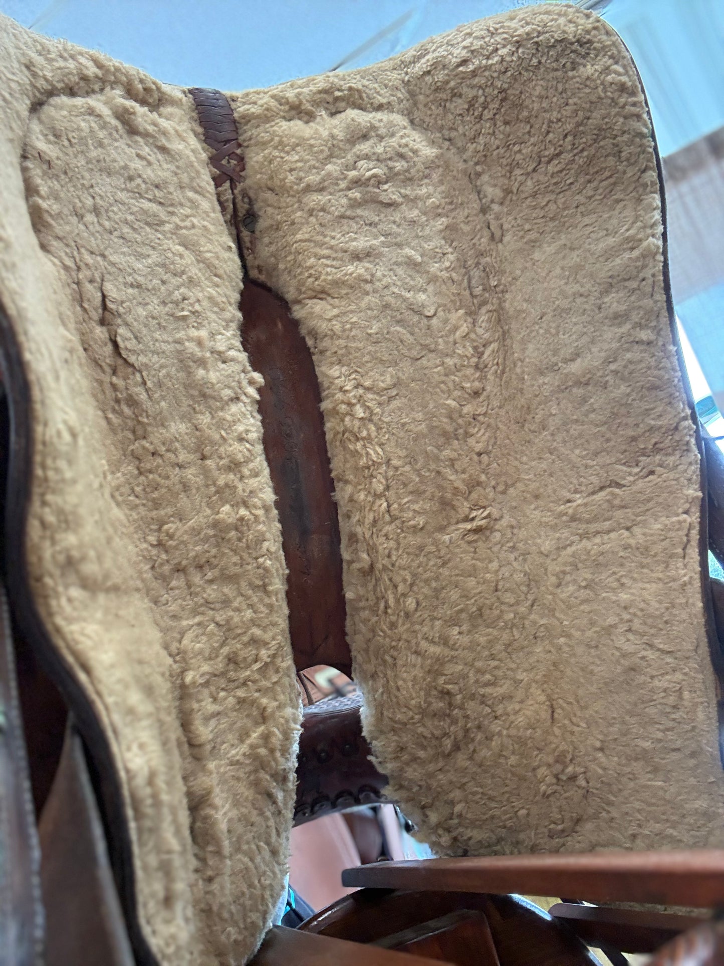 16.5” W B Western World Cutting Saddle