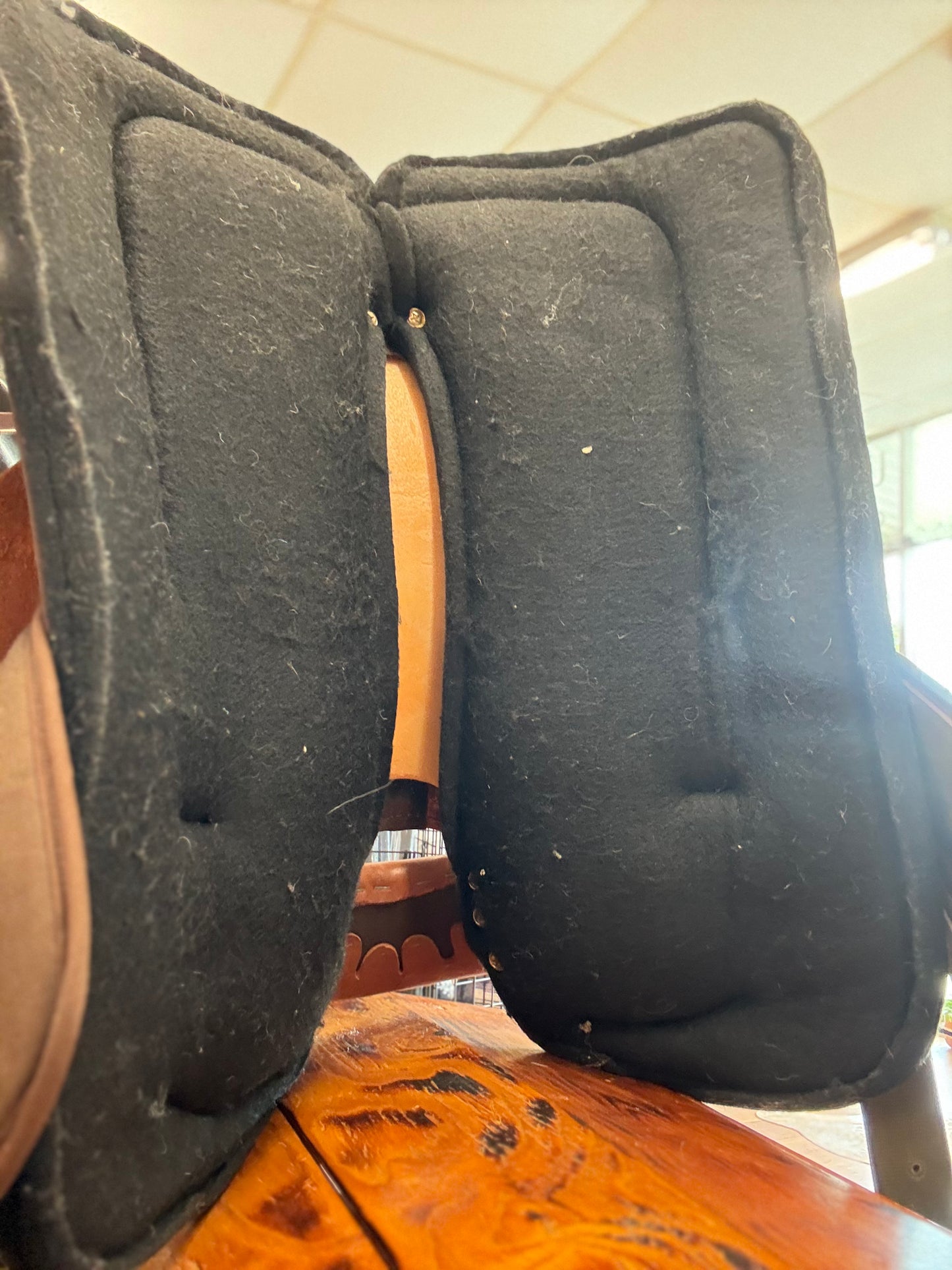 15.5” Lightweight Reinsman Trail Saddle