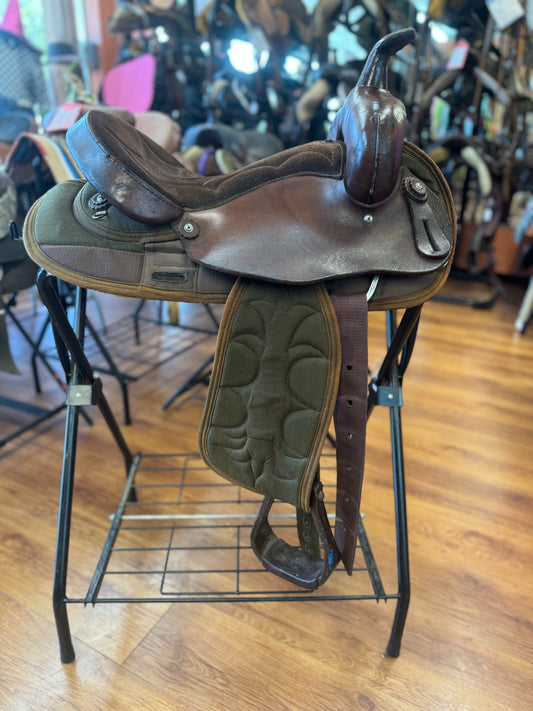 15" Courts Synthetic Trail Saddle #007